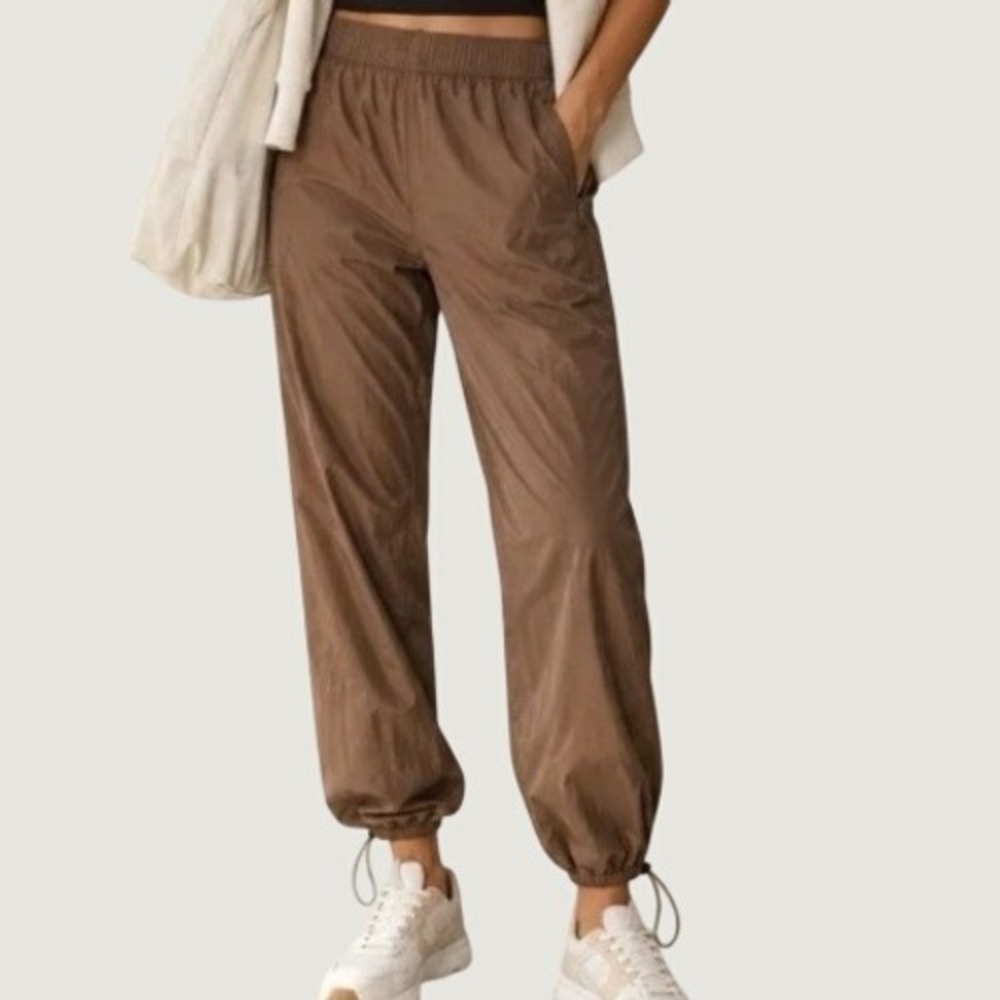 Athleta Womens Rise Pant L Brown Taupe Adjustable Hem Water Repellent Gorpcore